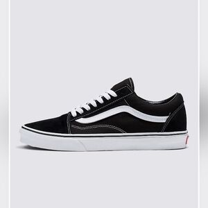 Vans low top shoes